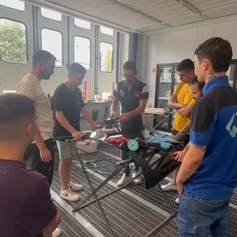 CFC corso formazione giovani carrozzieri CFC corso formazione giovani carrozzieri