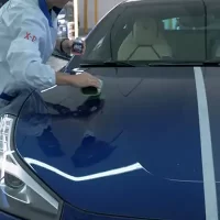 Applicazione vernice protettiva automotive